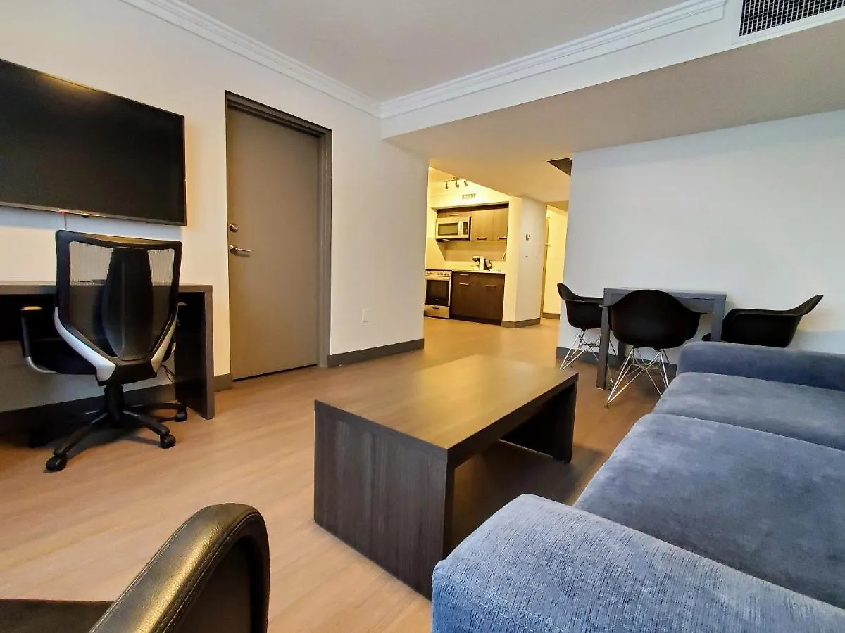 Super 8 By Wyndham Macleod Trail Calgary Hotel