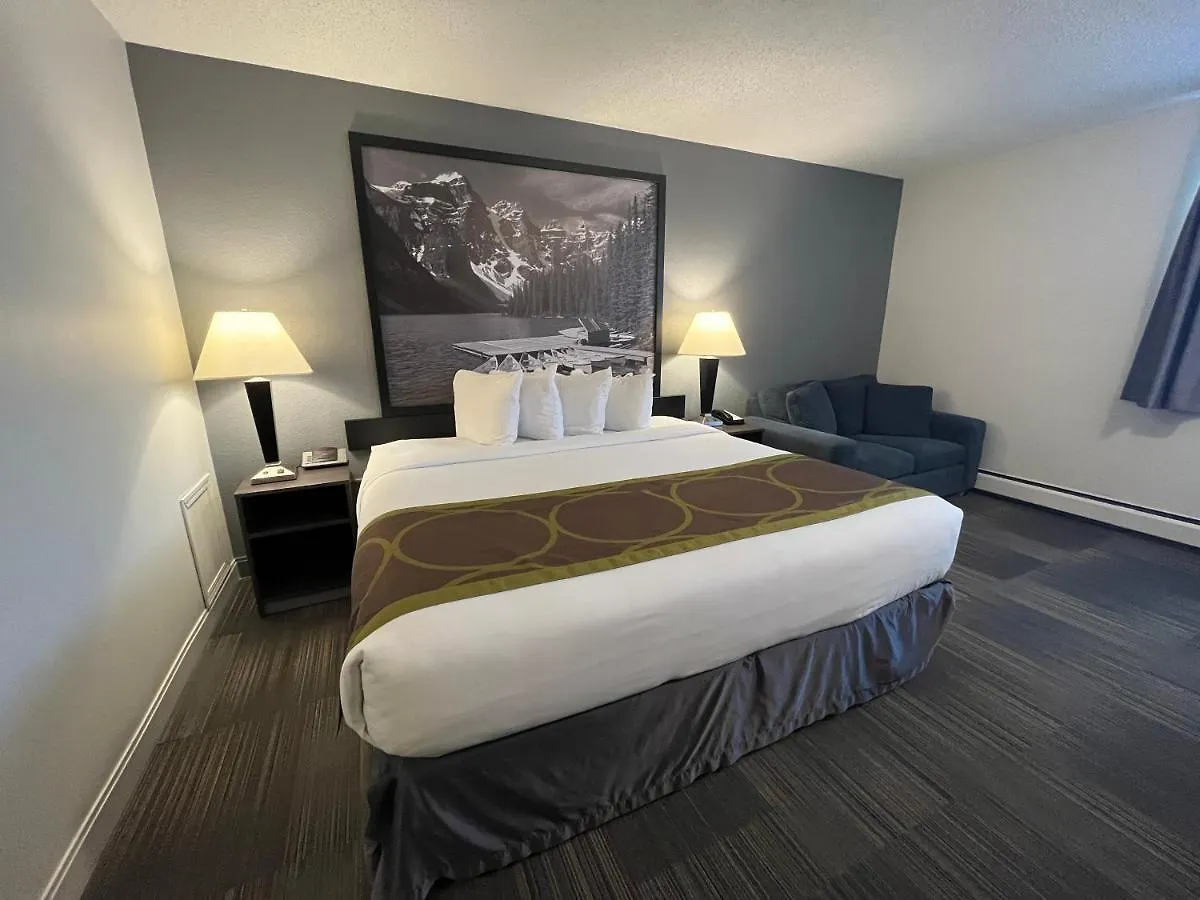 Super 8 By Wyndham Macleod Trail Calgary Hotel
