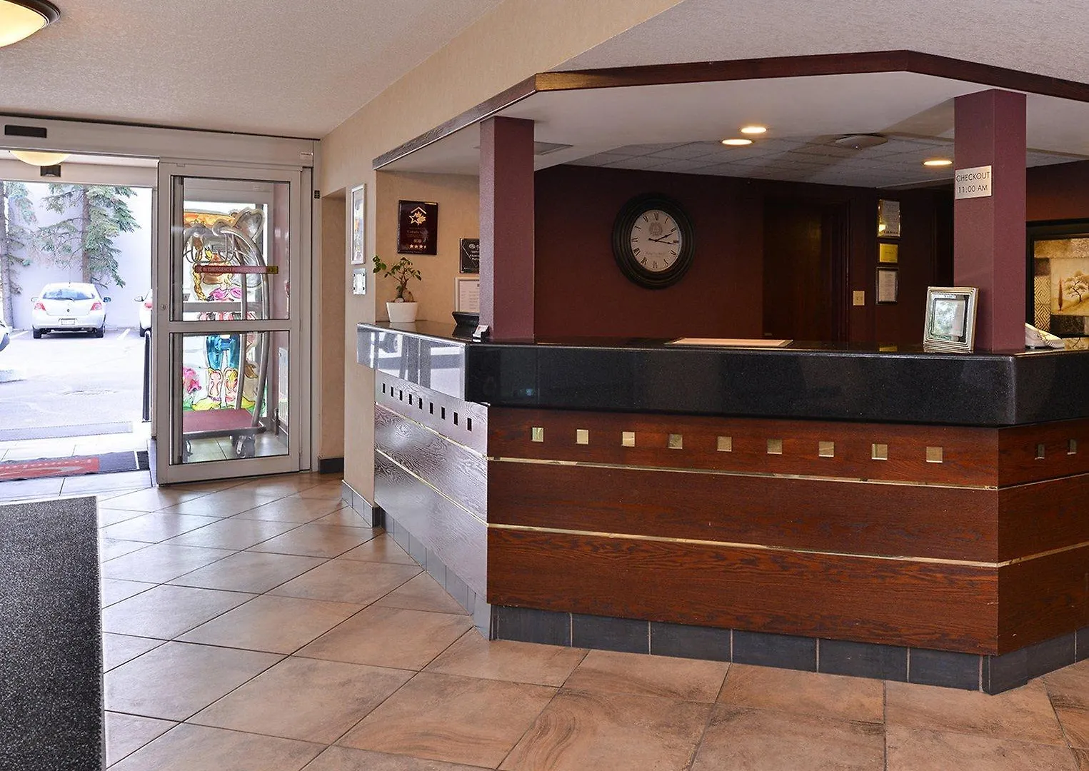 Super 8 By Wyndham Macleod Trail Calgary Hotel 3*,  Canada